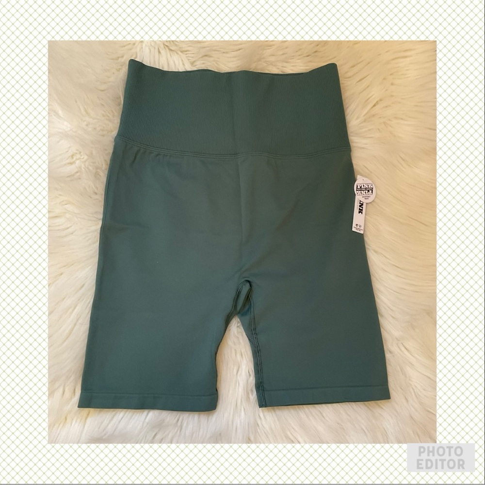 PINK Victoria’s Secret Flip It Seamless Fold Over Bike Shorts - NWT - Medium